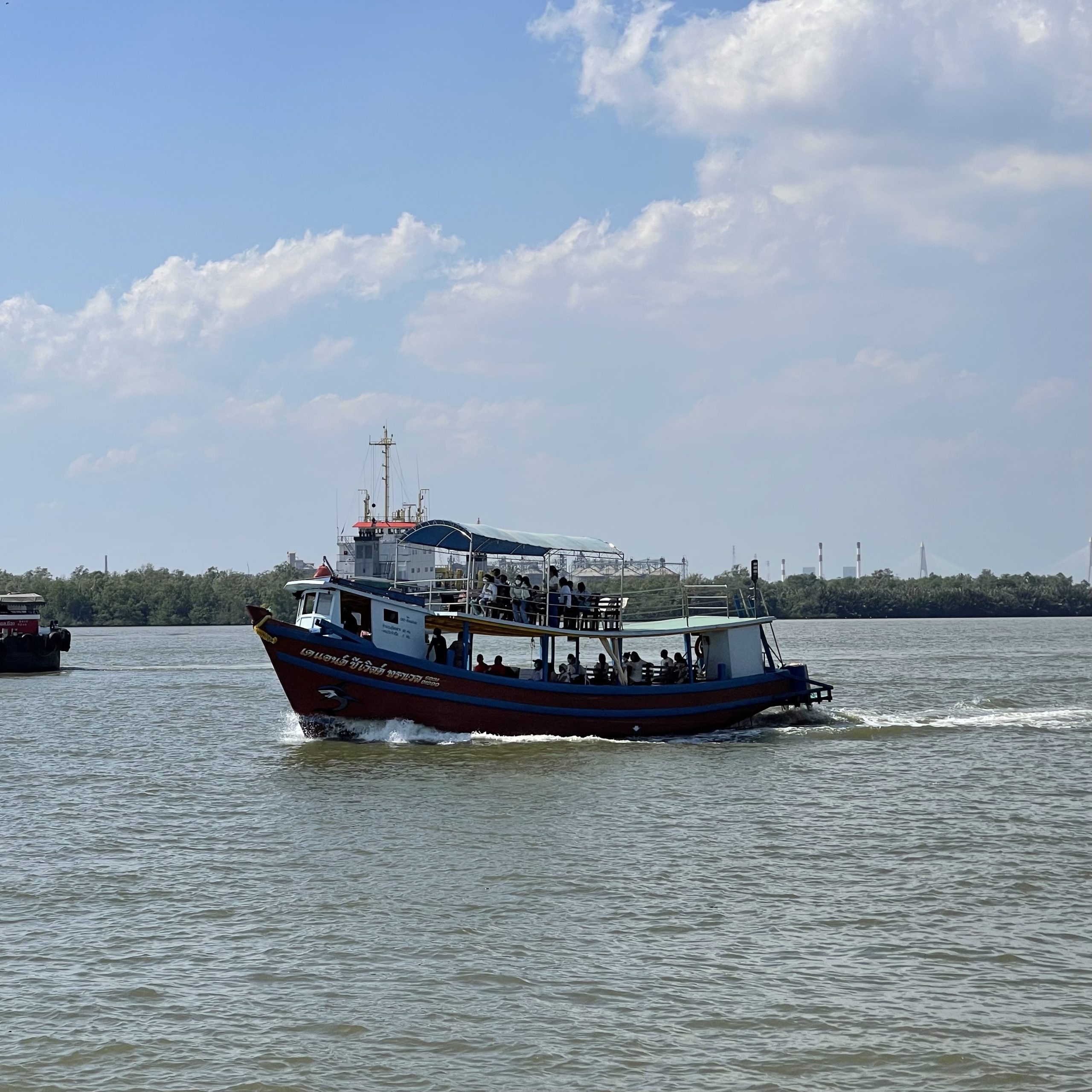 เรือ2ชั้น